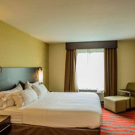 Holiday Inn Express And Suites - Bradford By Ihg Dış mekan fotoğraf