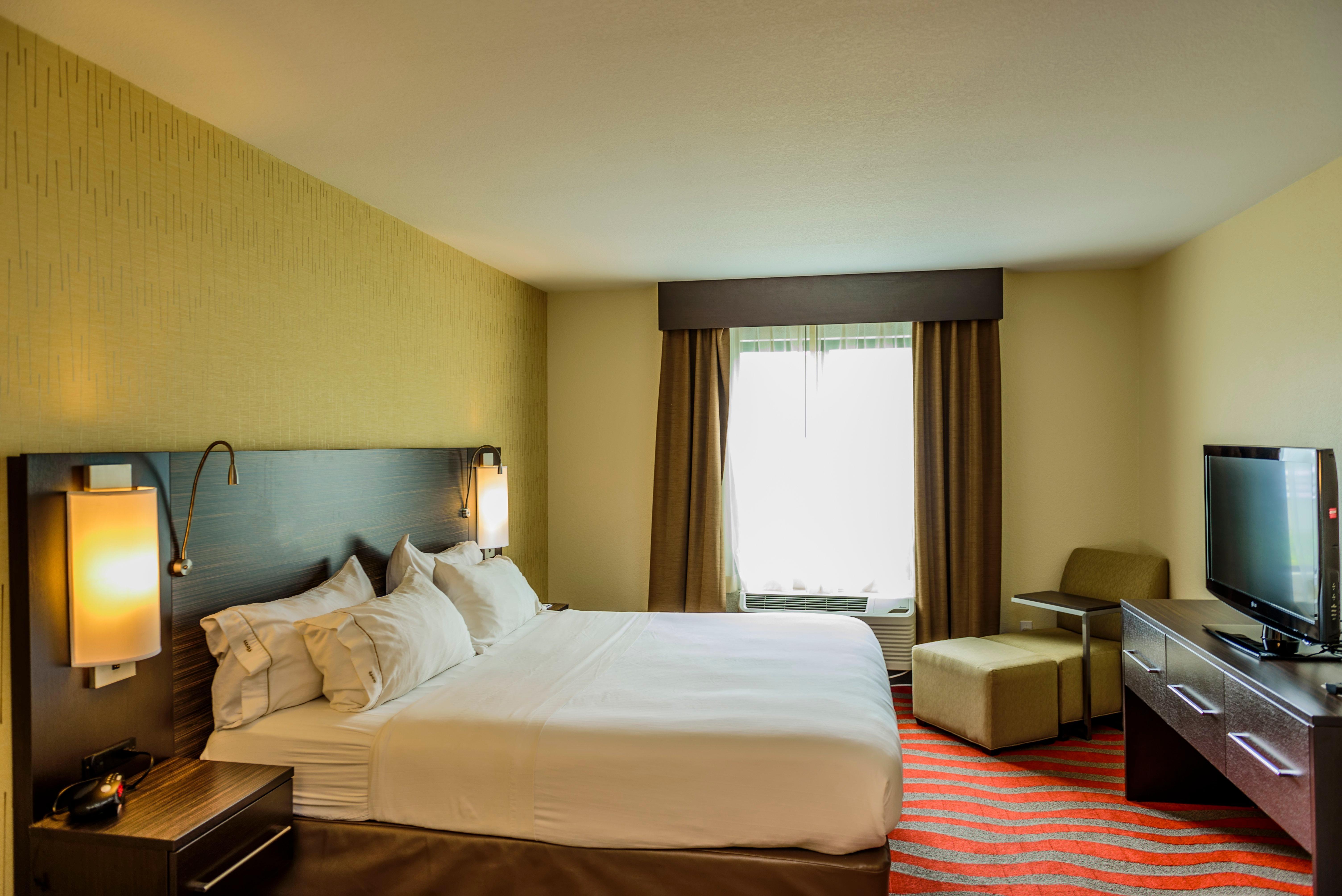 Holiday Inn Express And Suites - Bradford By Ihg Dış mekan fotoğraf