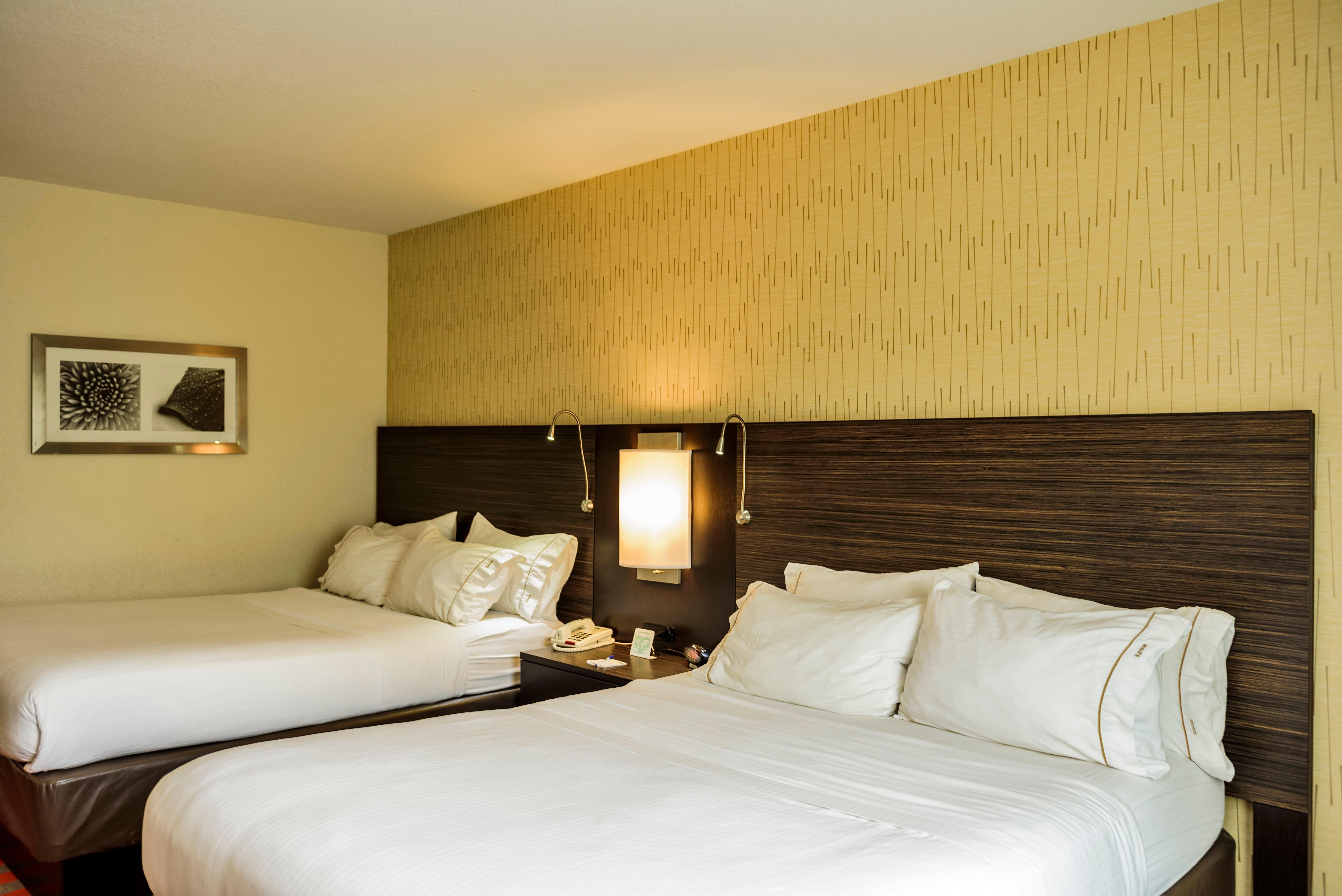 Holiday Inn Express And Suites - Bradford By Ihg Dış mekan fotoğraf