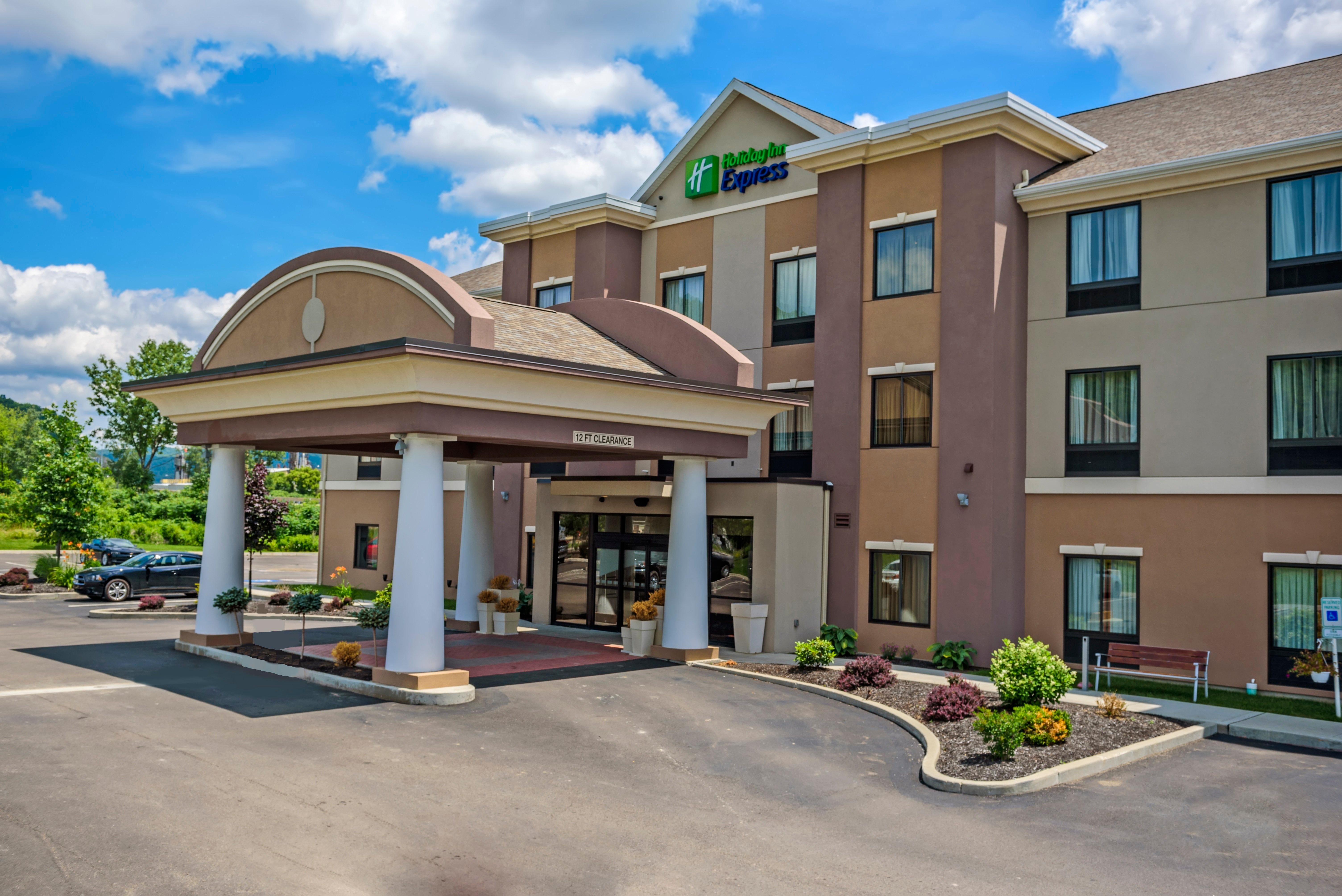 Holiday Inn Express And Suites - Bradford By Ihg Dış mekan fotoğraf