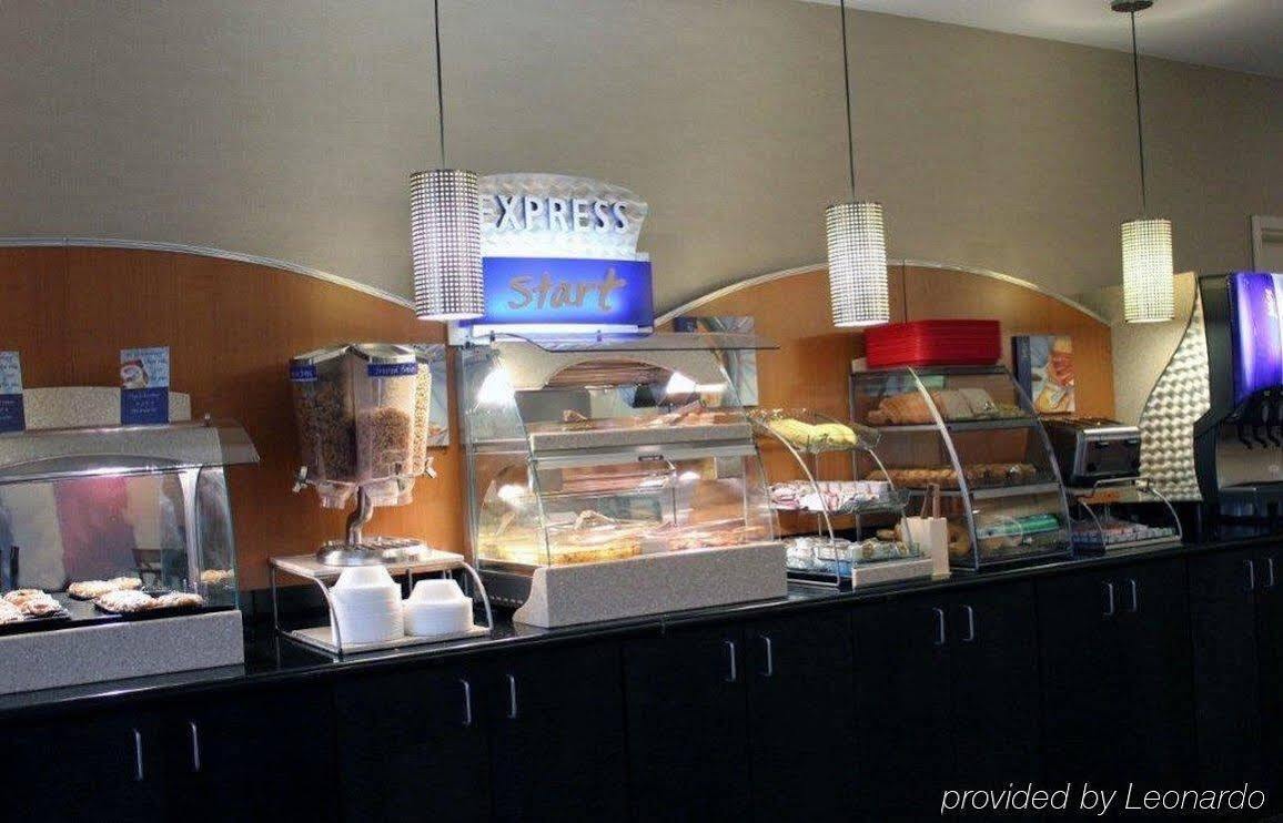 Holiday Inn Express And Suites - Bradford By Ihg Dış mekan fotoğraf