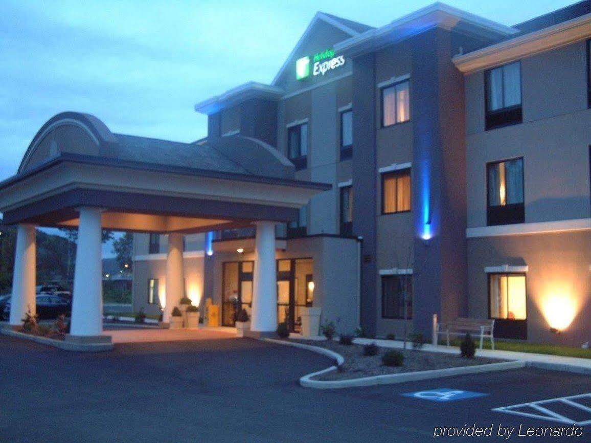 Holiday Inn Express And Suites - Bradford By Ihg Dış mekan fotoğraf